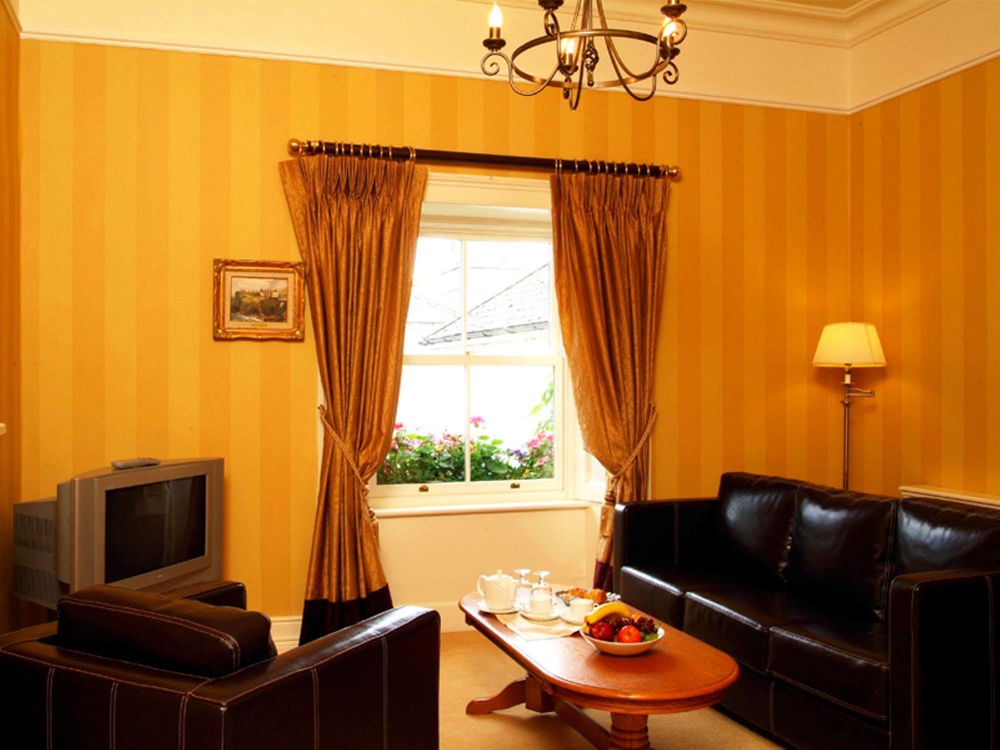 Gleeson'S Restaurant & Rooms Roscommon Exterior foto